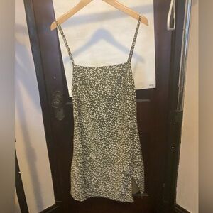Stylish Green Patterned Mini Dress